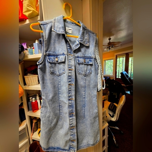 Sleeveless Denim Shirt Dress - Picture 1 of 2